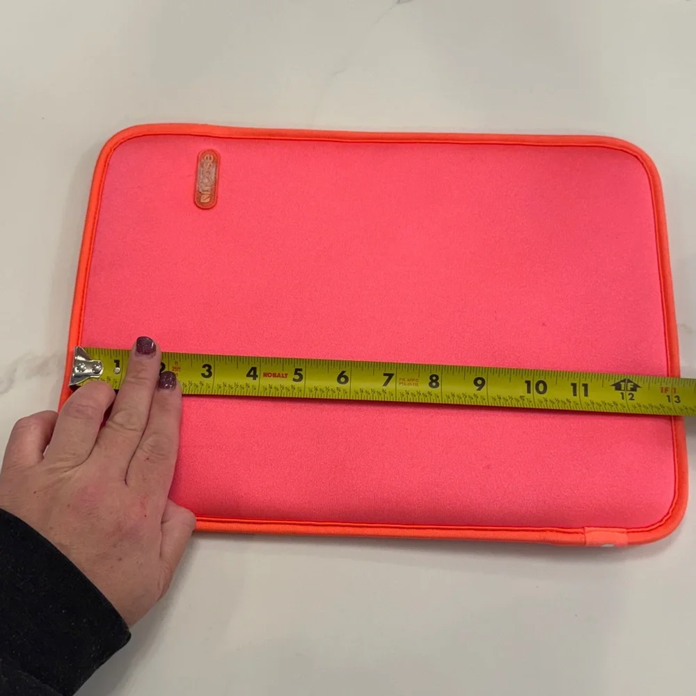 incase 13 inch macbook air case Orange coral color